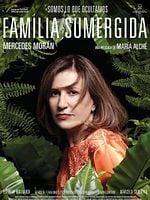 Cartel de Familia Sumergida