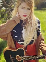 foto de Karoline Rose Sun