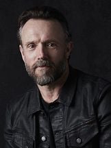 foto de John Pyper-Ferguson