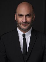 foto de Michael Benyaer