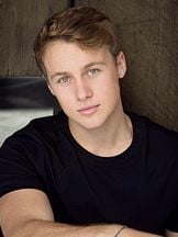 foto de Josh McQueen