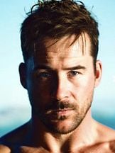 foto de Barry Sloane