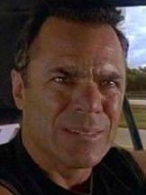 foto de John Cenatiempo