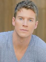 foto de Chad Michael Collins