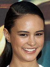 foto de Courtney Eaton