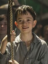 foto de Lewis MacDougall