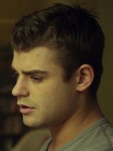 foto de Garrett Clayton