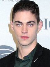 foto de Hero Fiennes Tiffin