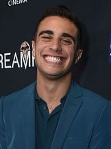 foto de Jake Cannavale