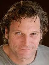 foto de Jean Michel Paré