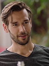 foto de John Behlmann