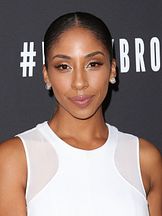 foto de Yvonne Senat Jones