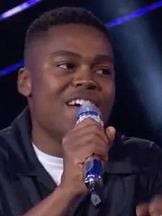 foto de Michael J. Woodard