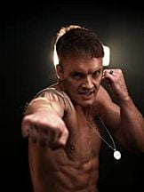 foto de Chris Brewster