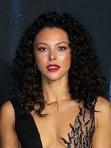 foto de Mecia Simson