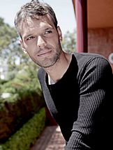 foto de Tony Corvillo