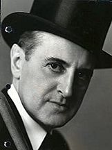 foto de Taylor Holmes