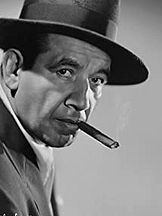 foto de Mike Mazurki