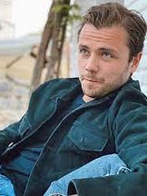 foto de Tolga Sarıtaş