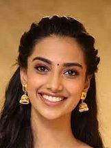 foto de Meenakshi Chaudhary