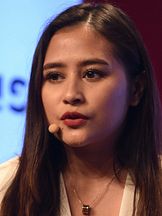 foto de Prilly Latuconsina