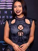 foto de Ángela Aguilar