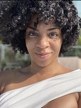 foto de Venita Akpofure