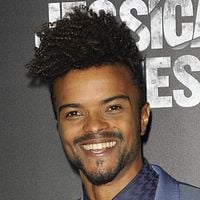 Foto Eka Darville