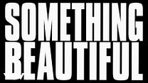 imagen de 'Miley Cyrus: Something Beautiful' - Tráiler Oficial