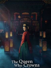 The Queen Who Crowns