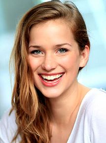 Elizabeth Lail - SensaCine.com.mx