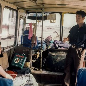 Foto Caught by the Tides