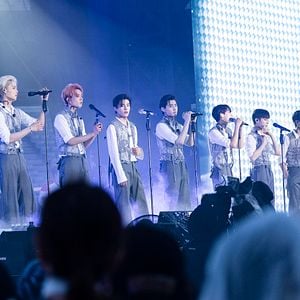 Foto ENHYPEN [WALK THE LINE SUMMER EDITION] IN CINEMAS