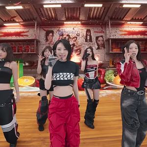 Foto LE SSERAFIM VR CONCERT : INVITATION