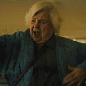 Foto Thelma: Una Abuela En Acción