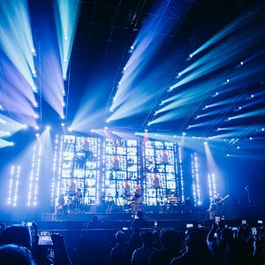 Foto Holding Back the Years: 40 Years of Simply Red en Vivo desde Santiago