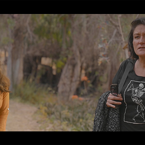 Foto Los PEOPLE IN THE DRAGON