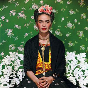Foto Becoming Frida Kahlo