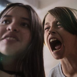 Foto Hablando con Extraños