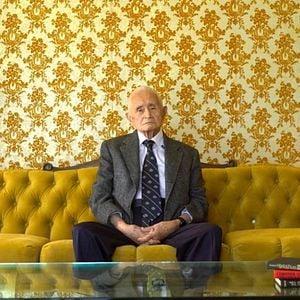 Foto Coroner to the Stars