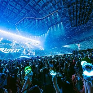 Foto Stray Kids World Tour <RUN IT> LIVE VIEWING