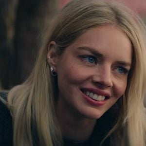 Foto Over Your Dead Body