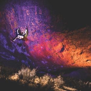 Foto Mountains of the Moon