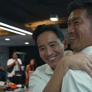 Foto Breaking the Cycle