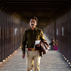 Foto Solitaria es la noche: Los crímenes de la familia Bansal