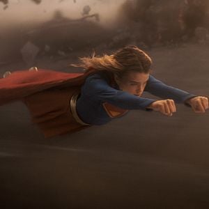 Foto Supergirl