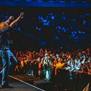 Foto Holding Back the Years: 40 Years of Simply Red en Vivo desde Santiago