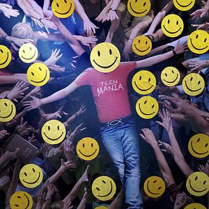 Foto Shiny Happy People: A Teenage Holy War