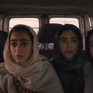 Foto Rompiendo Reglas