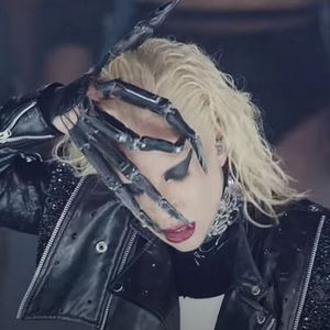 Foto Chromatica Ball